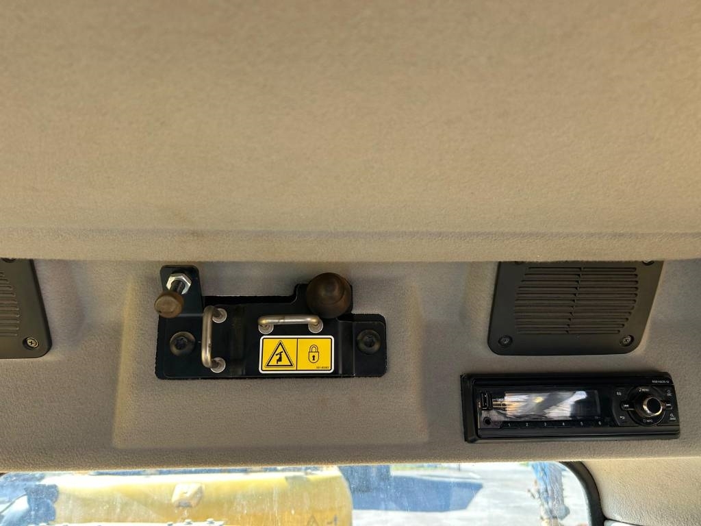CAT 325 FL CR