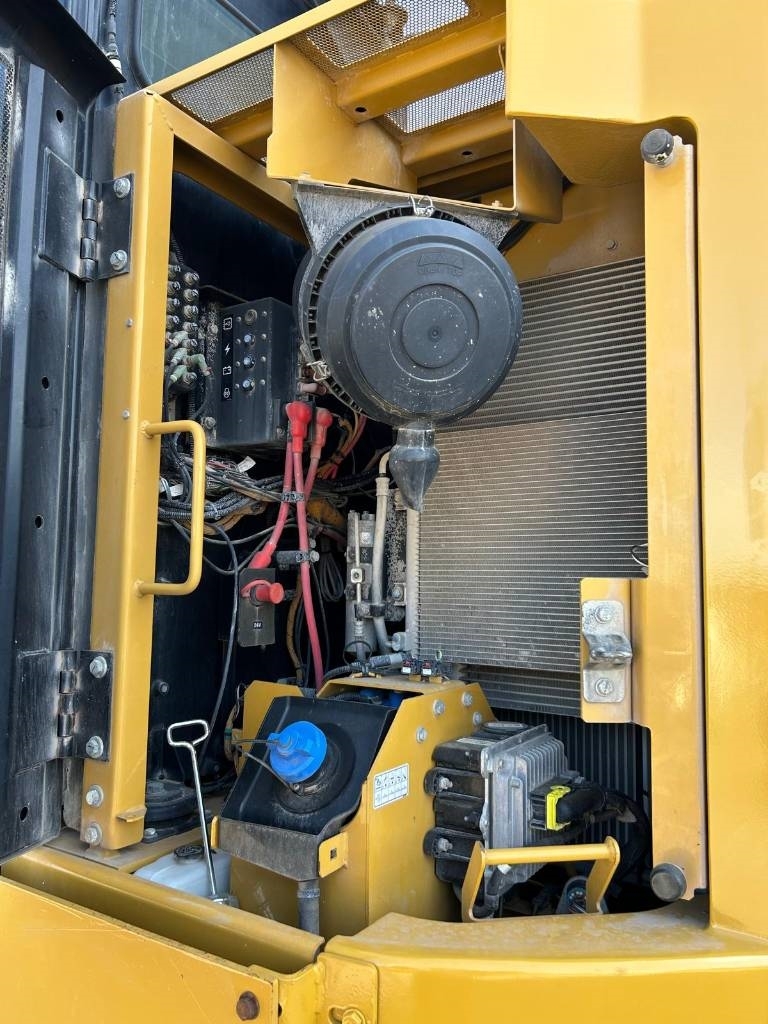 CAT 325 FL CR