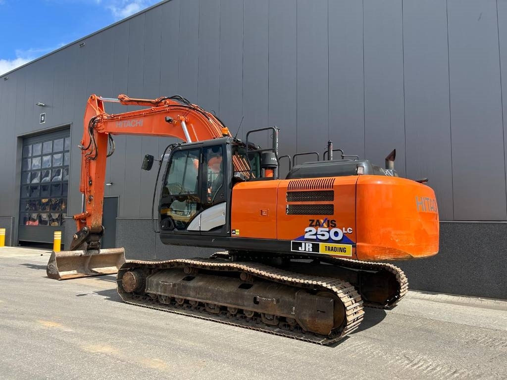 Hitachi ZX 250 LC-6 (GPS Prepared)