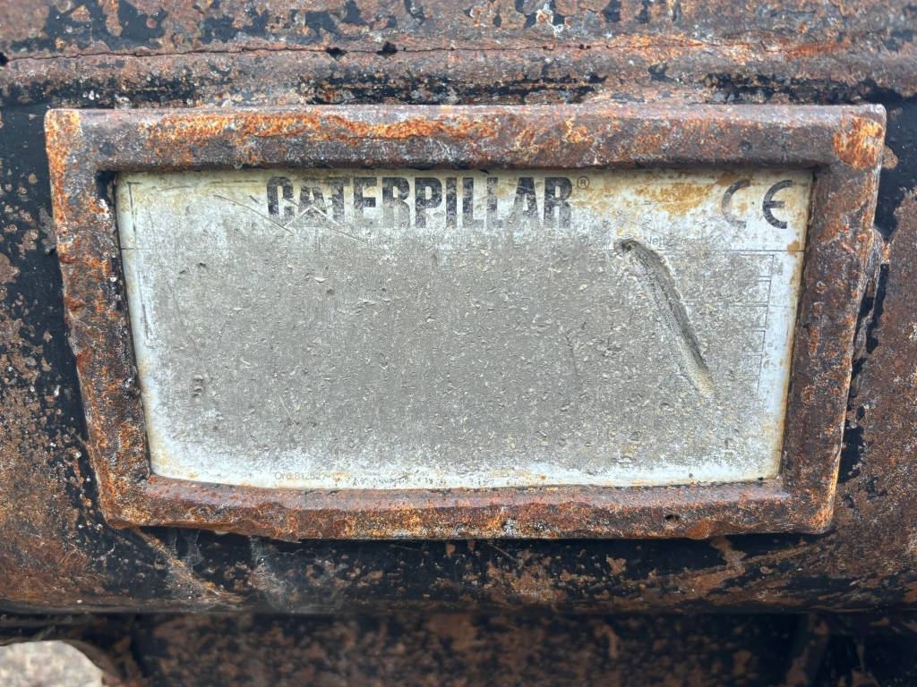 CAT CW 45 S Hydraulic Tilt Bucket