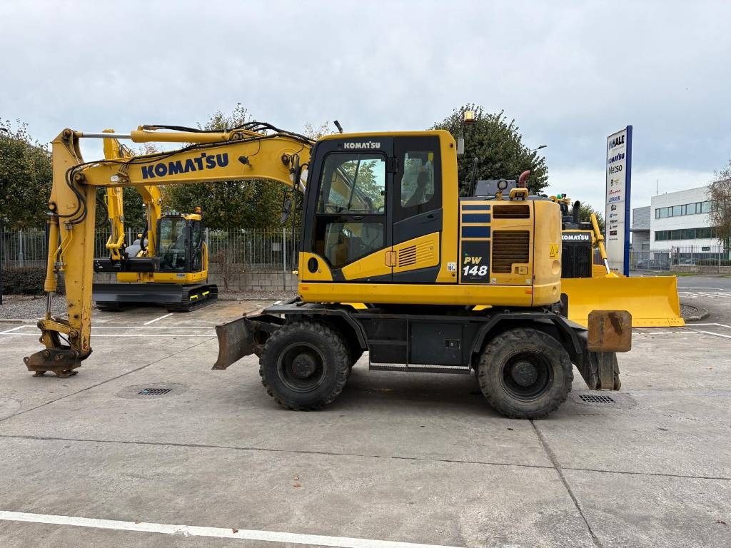 Komatsu PW148-11