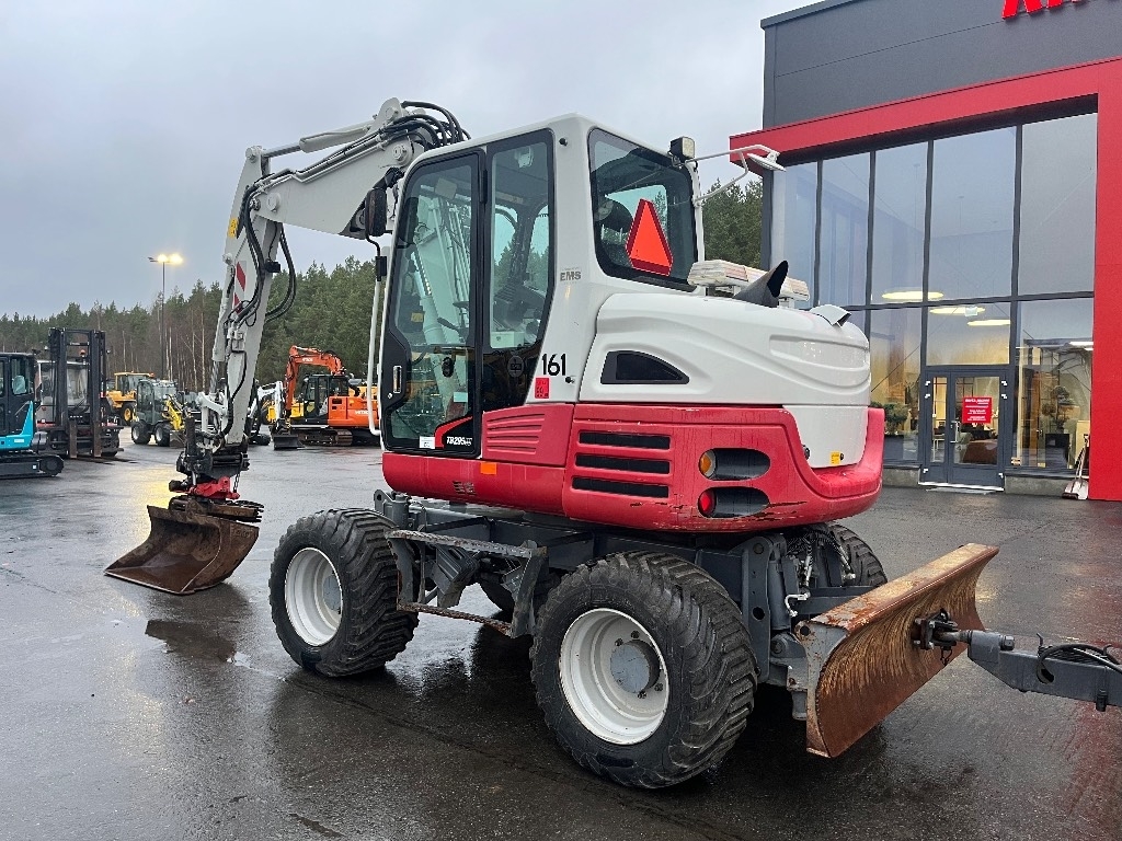 takeuchi-tb-295-w-pyorittaja-k,40e18ce3