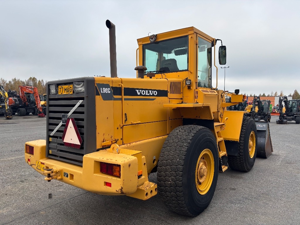 volvo-l-90-c-myyty-sold,6656f837
