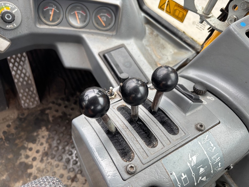 volvo-l-90-c-myyty-sold,aa2a1524
