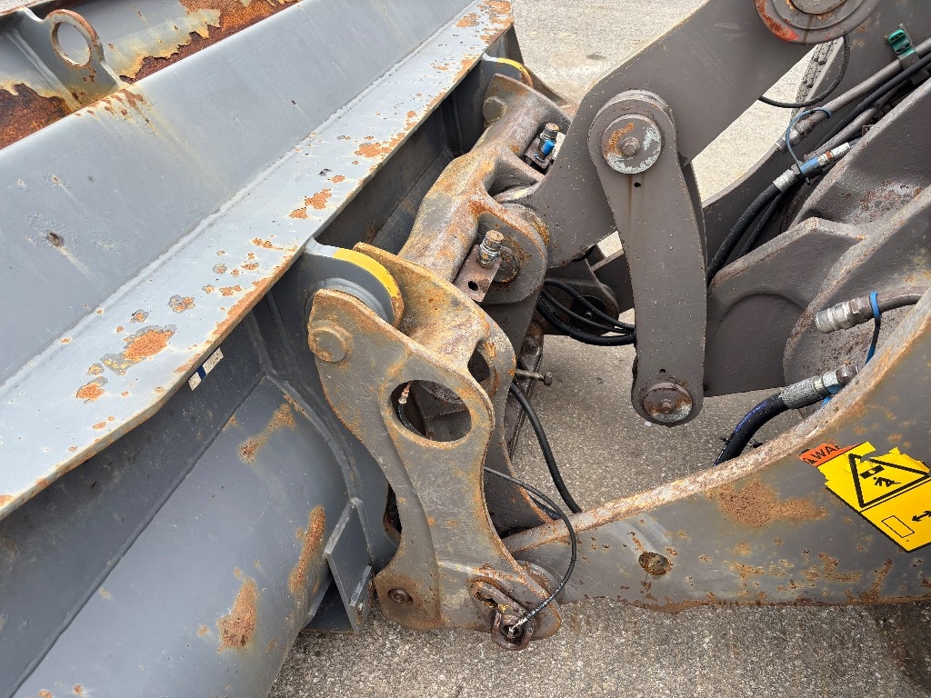 volvo-l-90-c-myyty-sold,f8b1ea36
