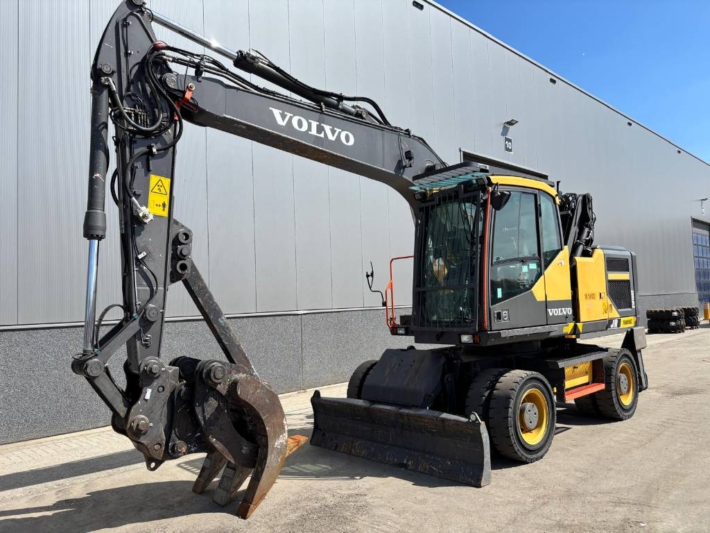 Volvo EW 160 E