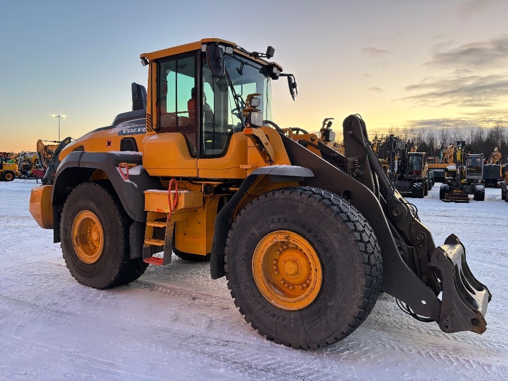 volvo-l-110-h-uudet-renkaat-cd,f21a1e0d