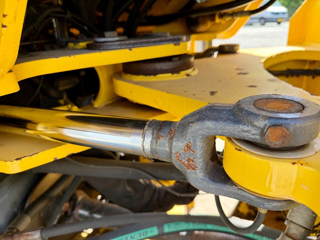New Holland W 170