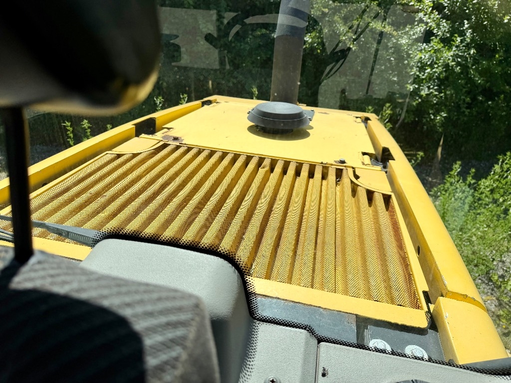 New Holland W 170
