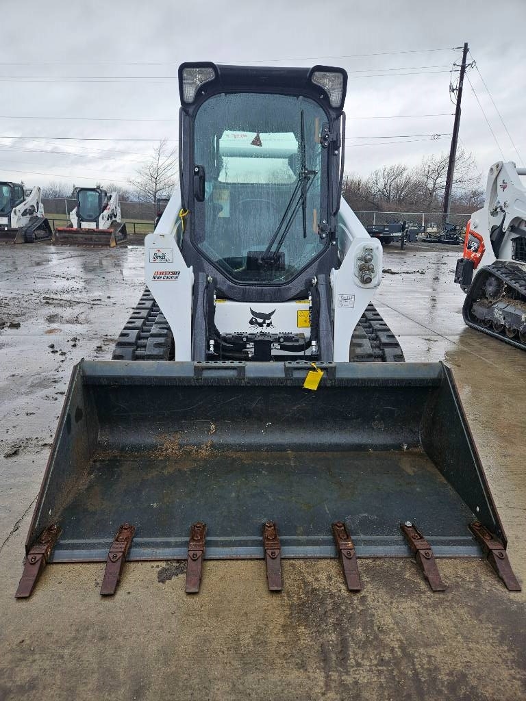 Bobcat T595