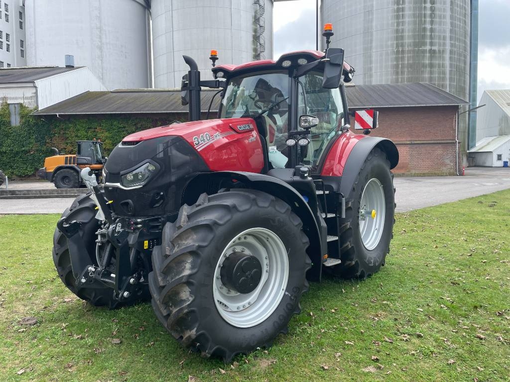 Case IH Optum 340 CVX