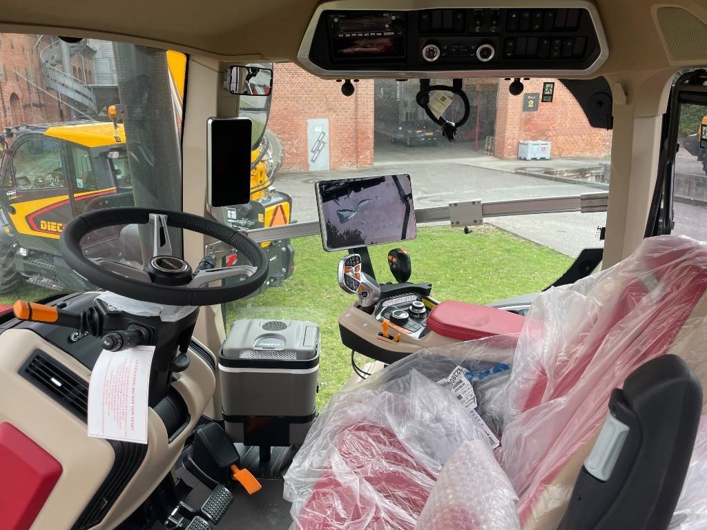 Case IH Optum 340 CVX