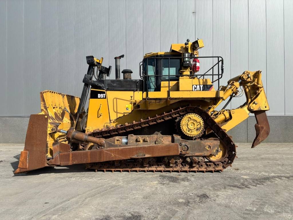 CAT D 9 T CE Ripper (Full service History)