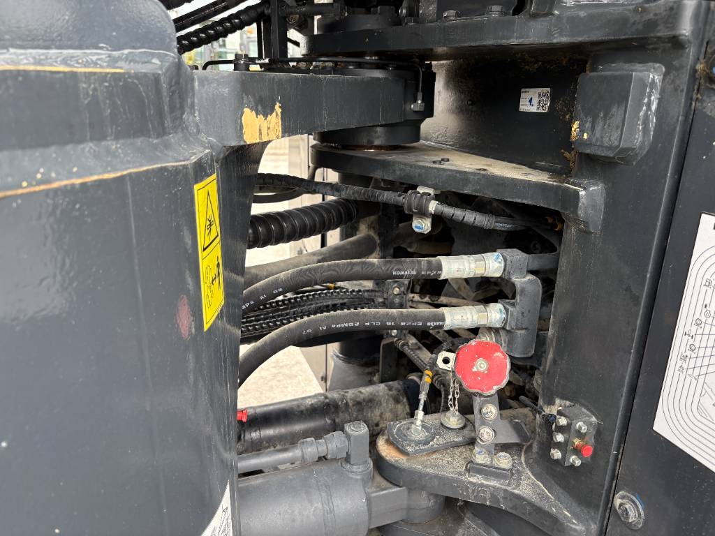 Komatsu WA475-10E0