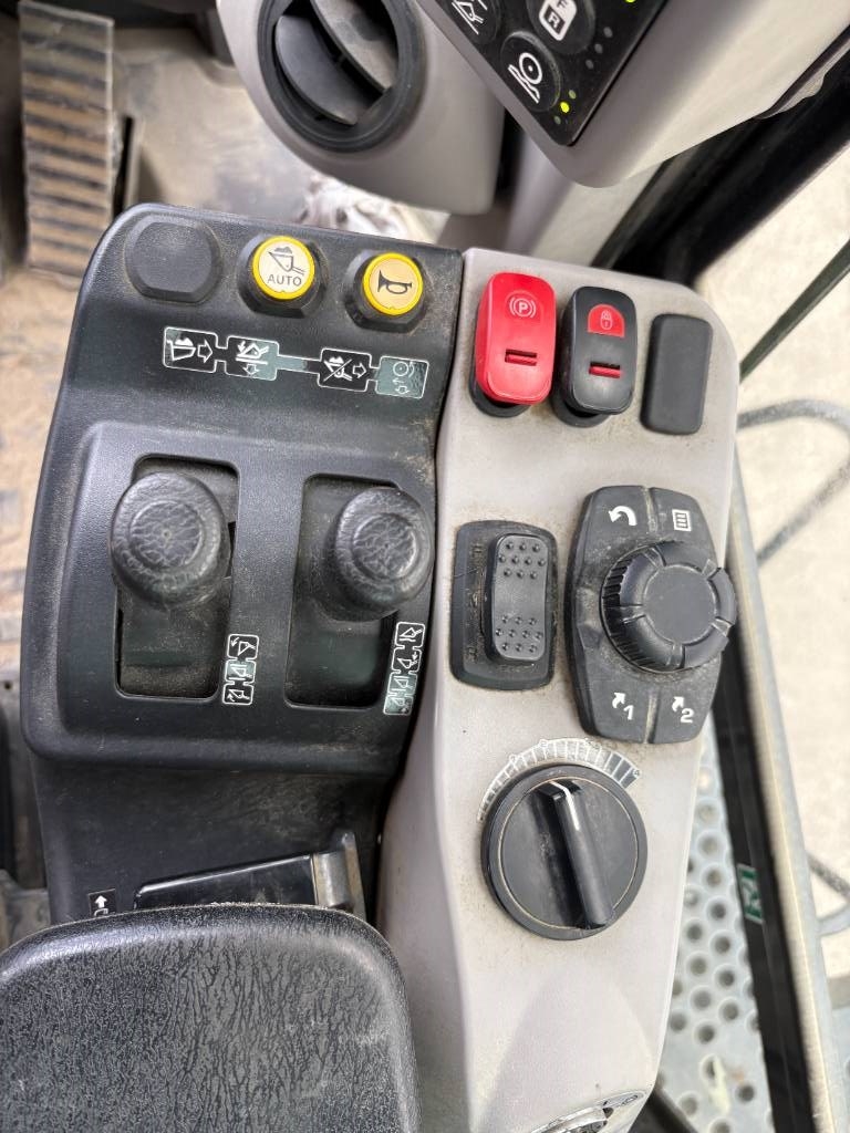 Komatsu WA475-10E0