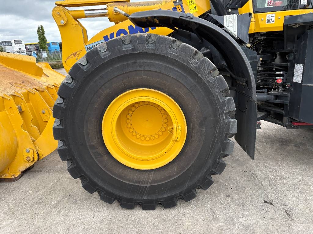 Komatsu WA475-10E0