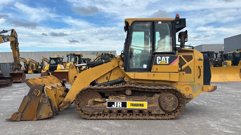 CAT 953 D (Under Preparation)