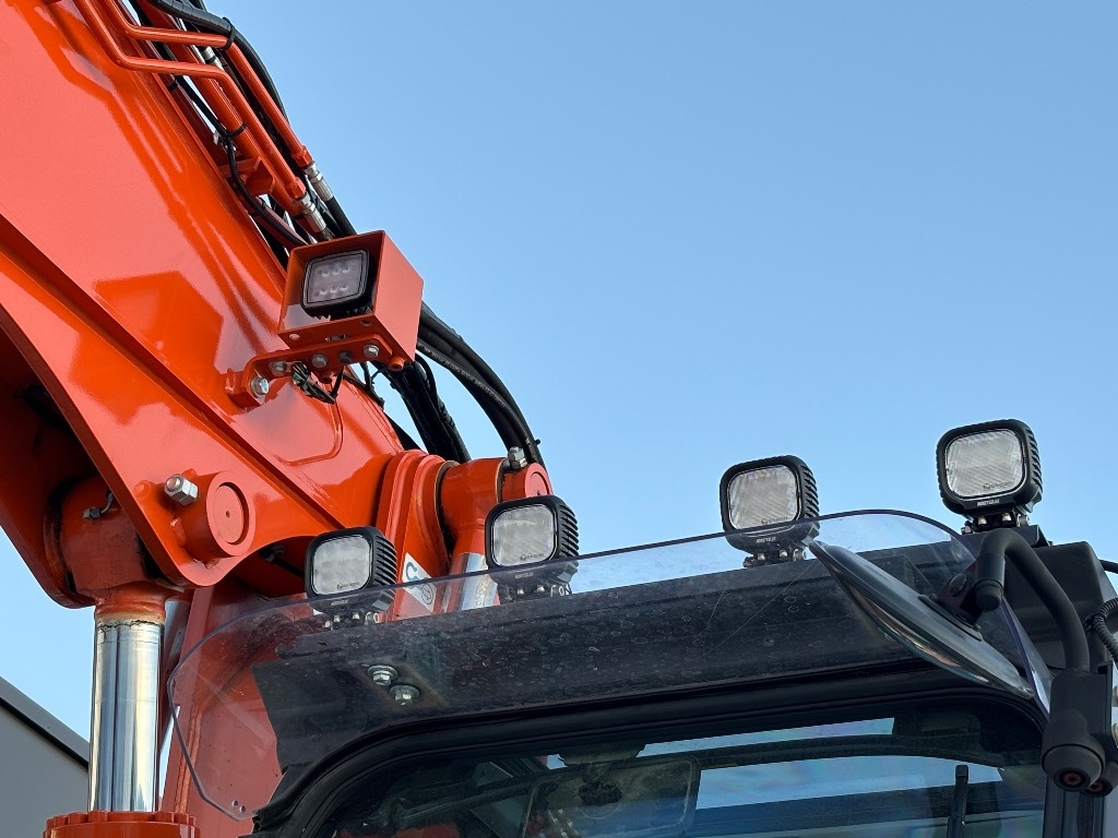 hitachi-zx-135-w-7-engcon-rasv,c39f1270