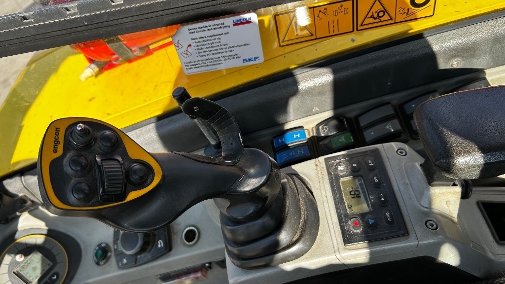 wacker-neuson-ew-100-karry-pyo,27ab4b7d