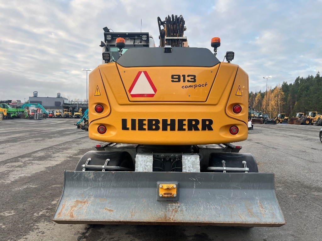 Liebherr 913 compact / Huippu varusteltu! - Wheeled Excavators ...