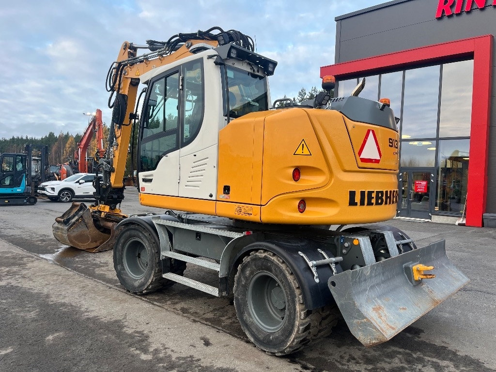 Liebherr 913 compact / Huippu varusteltu! - Wheeled Excavators ...