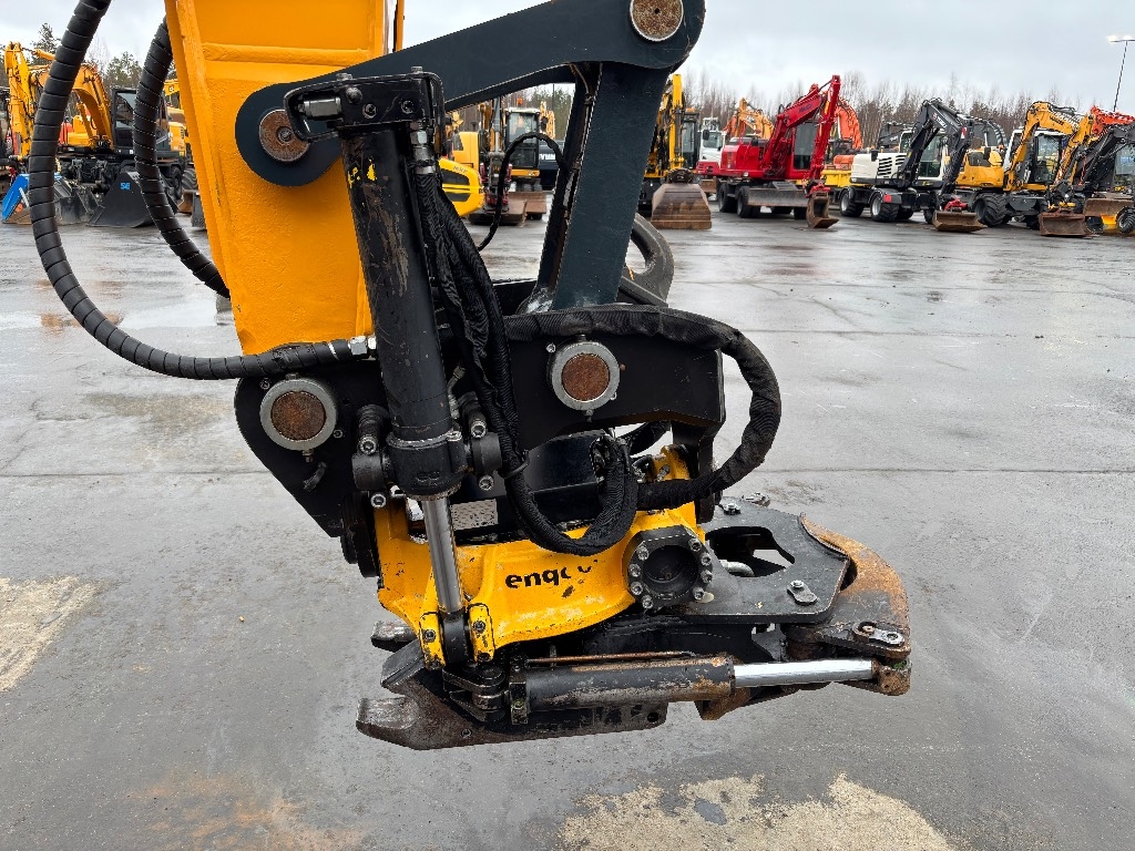 hyundai-hx-235-lcr-myyty-sold,1d831ad3