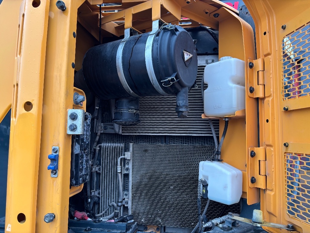 hyundai-hx-235-lcr-myyty-sold,df2cd292
