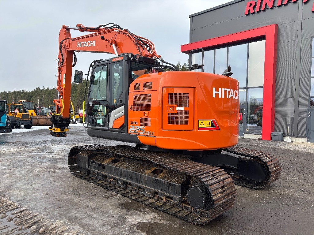 hitachi-zx-225-us-7-engcon-ras,3444a703