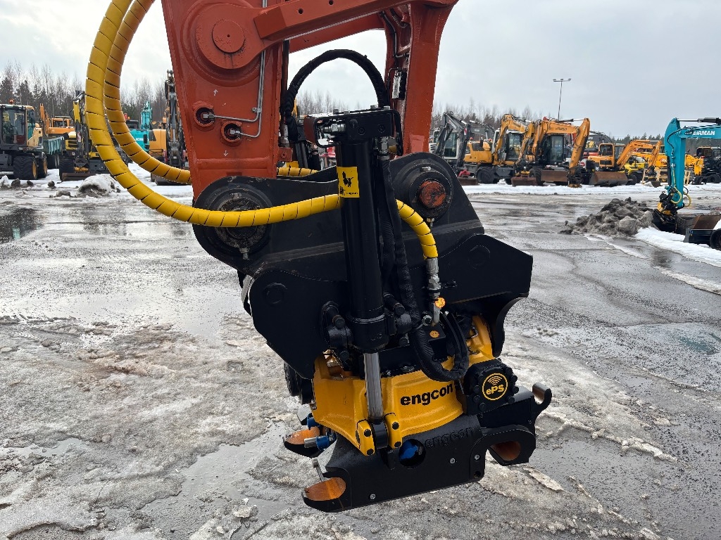 hitachi-zx-225-us-7-engcon-ras,47765cb5