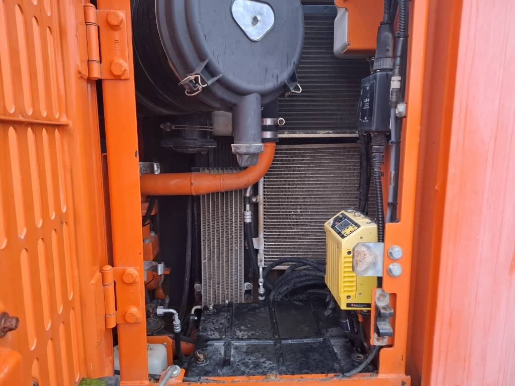 doosan-dx-235-lcr-myyty-sold,8ccec9b9
