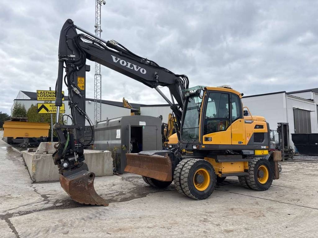 Wheel Excavator Volvo EW 140 D