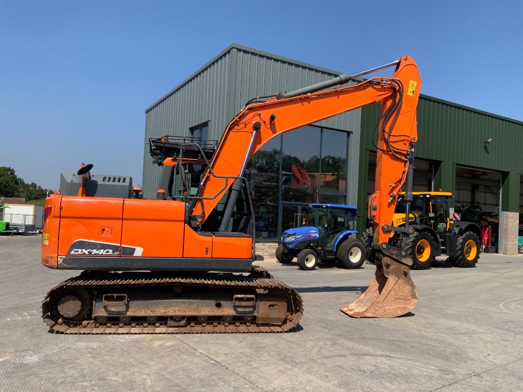 Doosan DX 140 LC-5