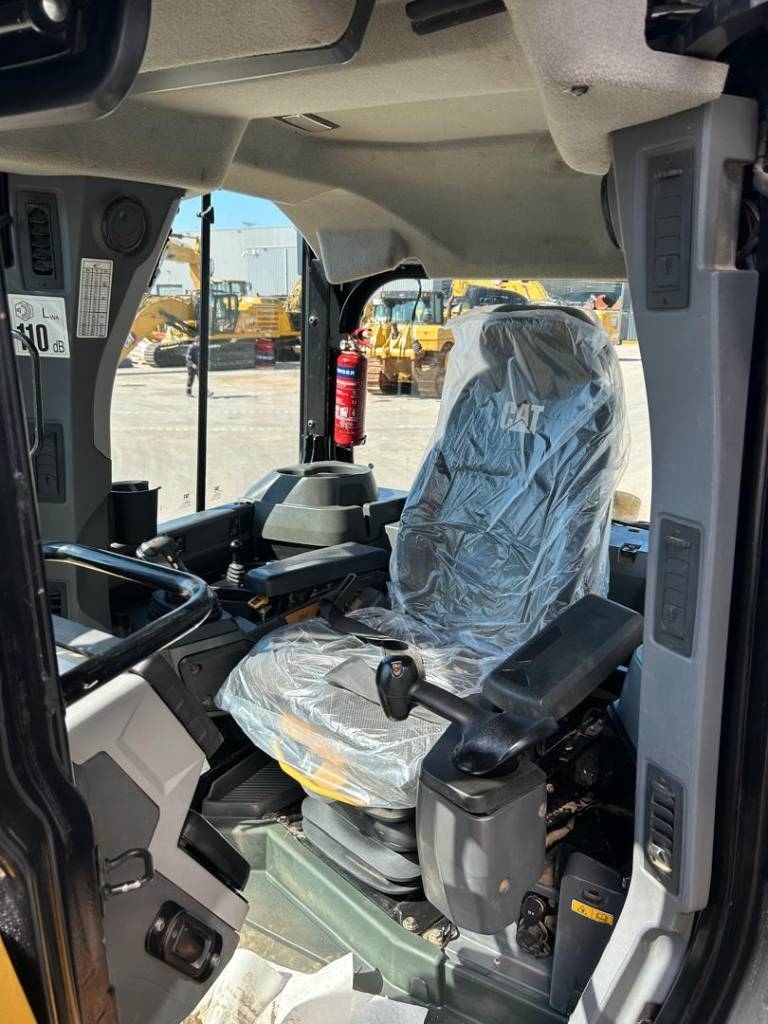 CAT D 5 LGP (new undercarriage + ripper)