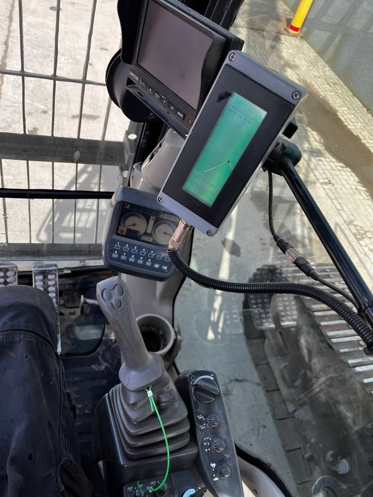 Hitachi ZX 470 LCD - 3 (25m high reach demolition)