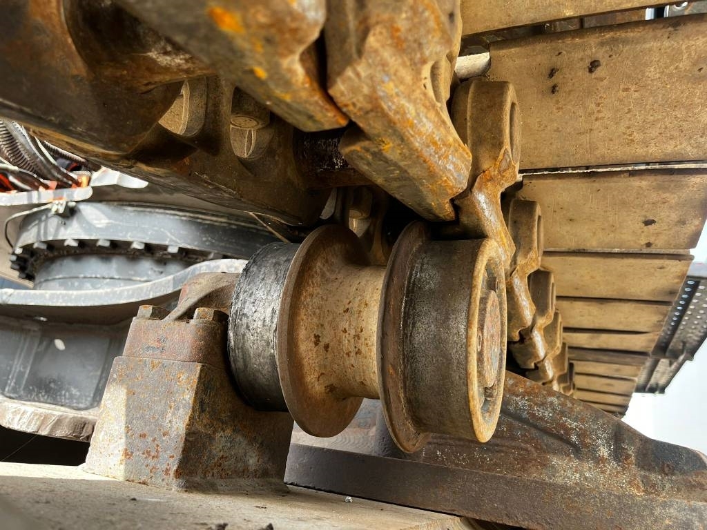 Hitachi ZX 470 LCD - 3 (25m high reach demolition)