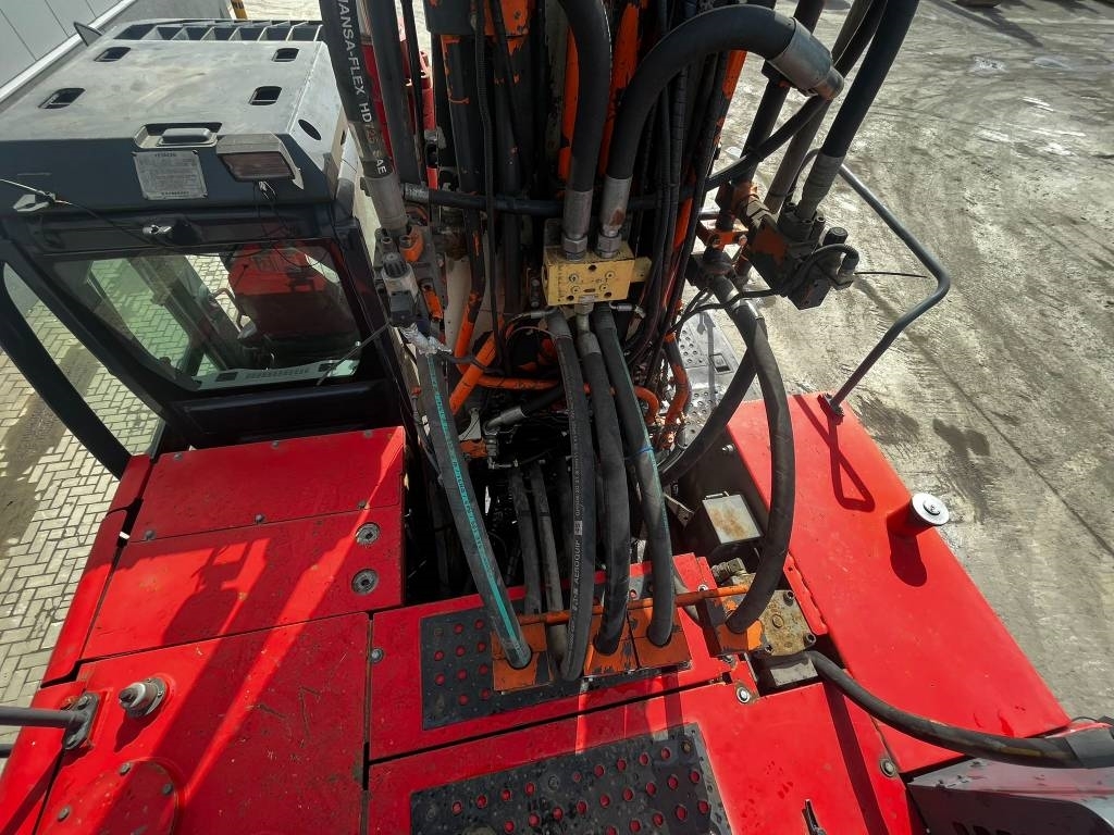 Hitachi ZX 470 LCD - 3 (25m high reach demolition)