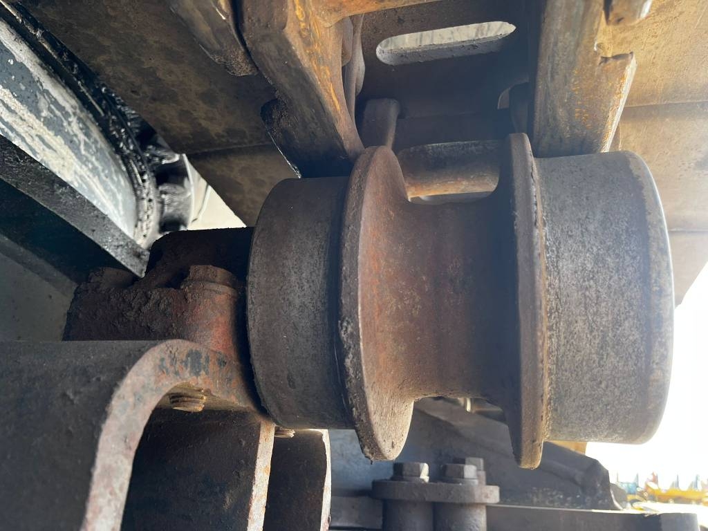 Hitachi ZX 470 LCD - 3 (25m high reach demolition)