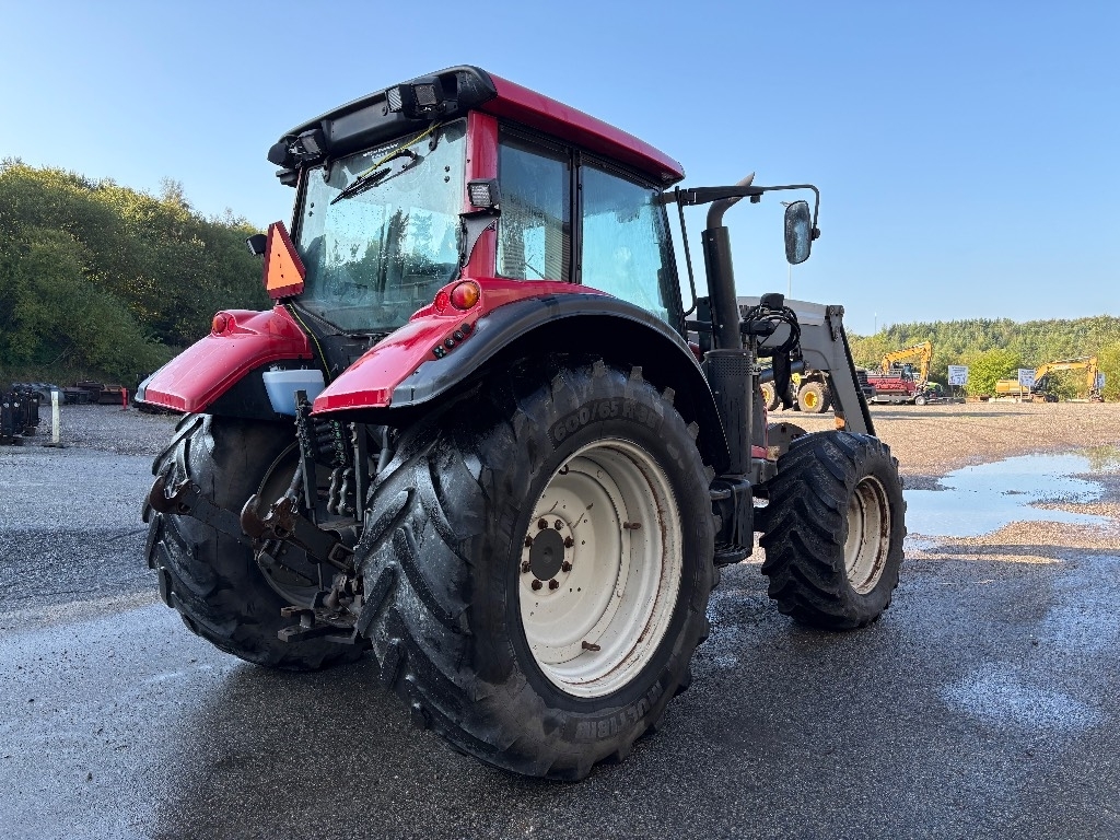Valtra N 143