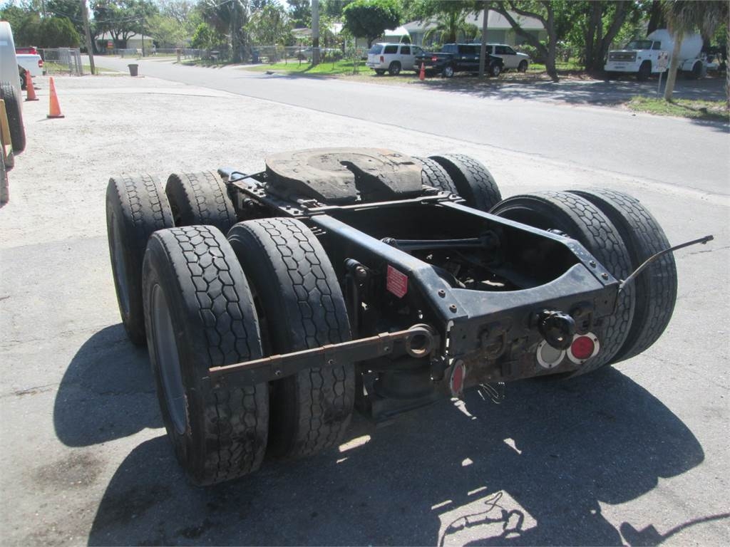 [Other] Dual Tandem Truck Body FrameTow Dolly