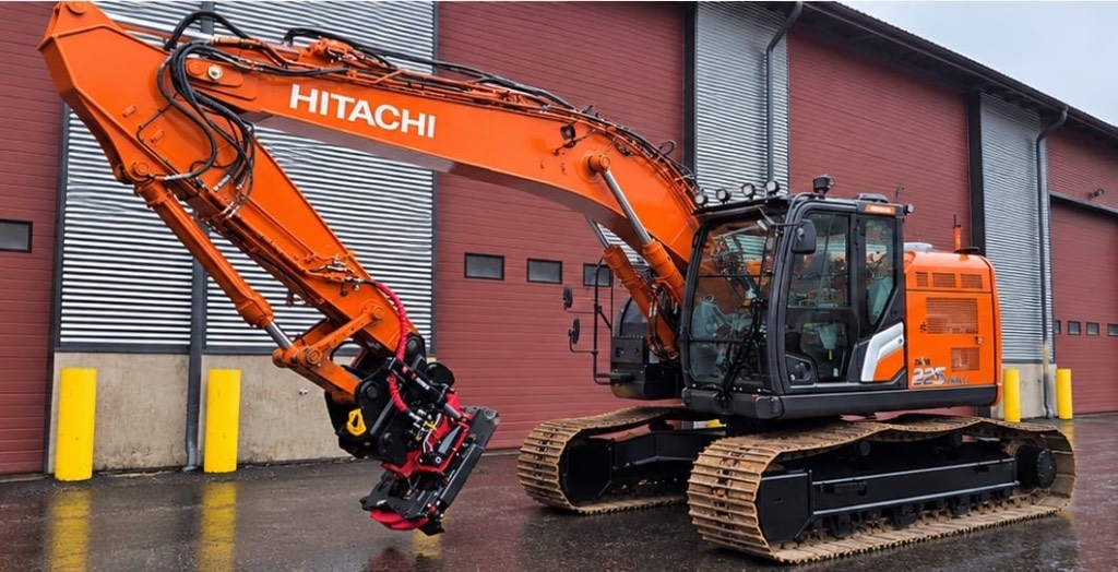 Hitachi ZX 225 USR LC-7 - Crawler excavators | Rinta-Jouppi Machine