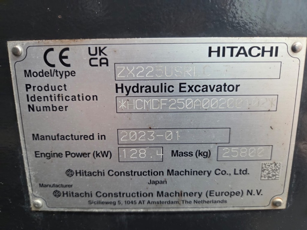 hitachi-zx-225-usr-lc-7-pyorit,5292d4fc
