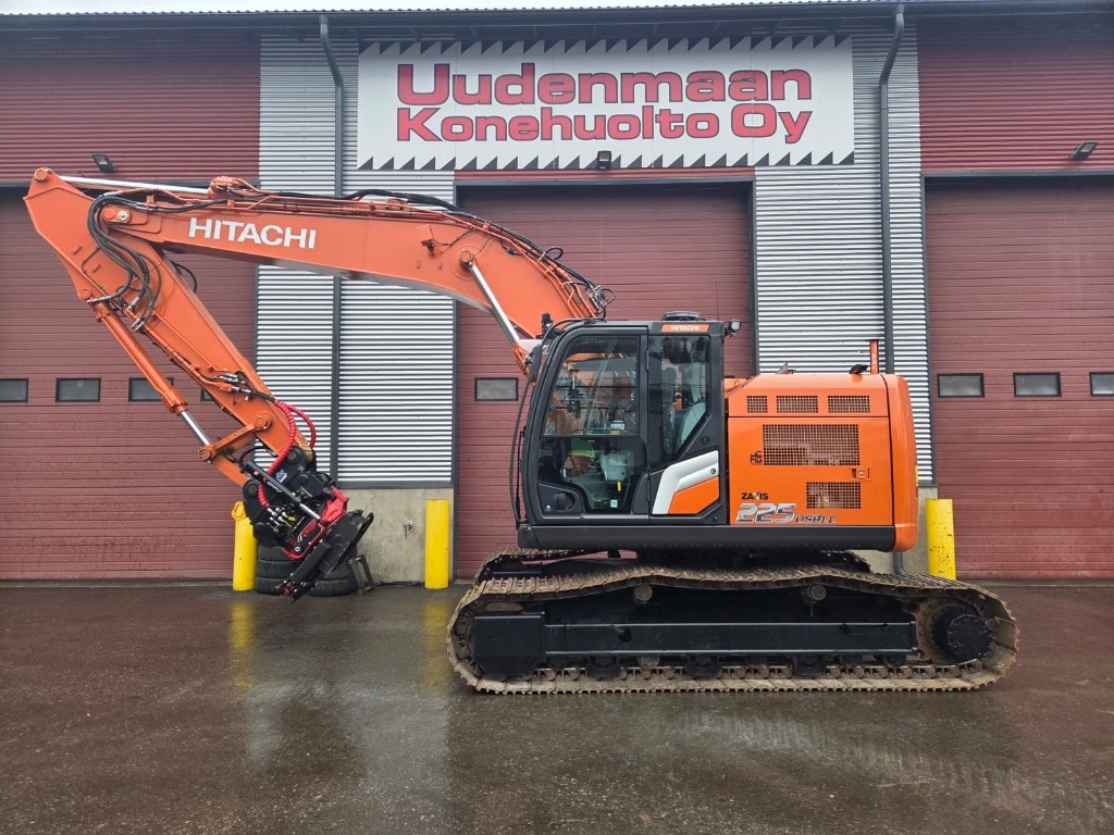 hitachi-zx-225-usr-lc-7-pyorit,950bc46f