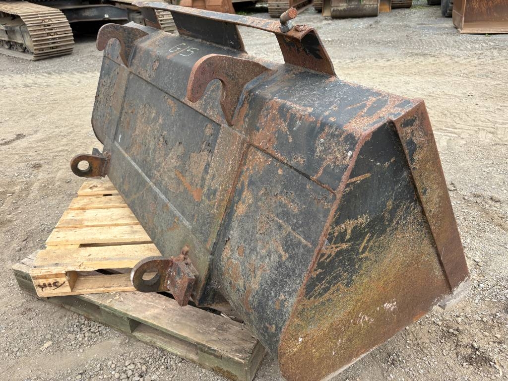 Attachment Sales Bucket