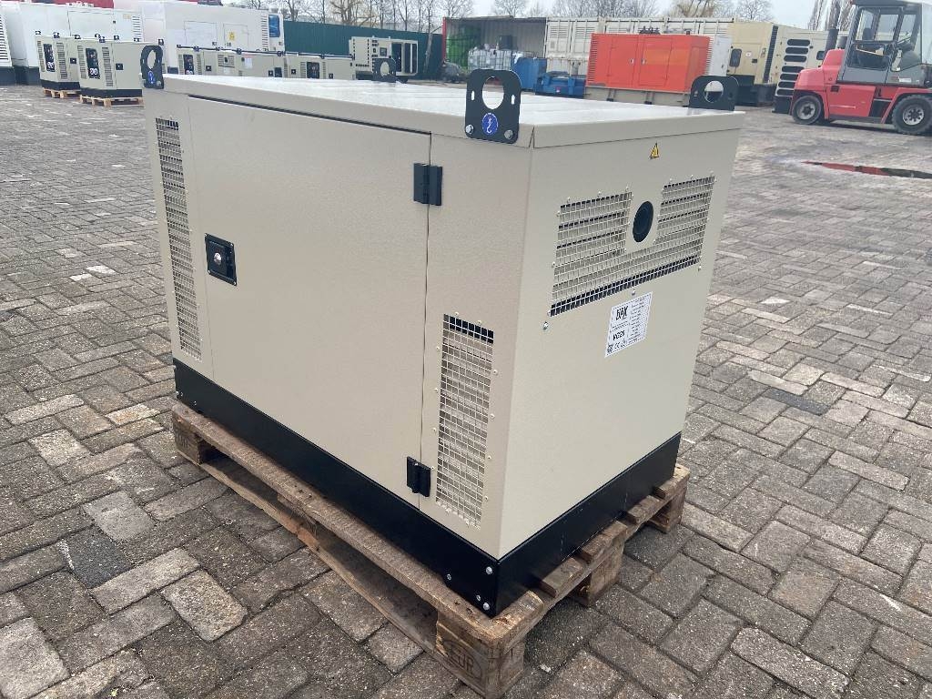 vanguard-5434-20-kva-stage-v-generator-dpx-17977-benzine