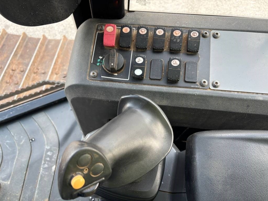CAT D 6 K 2 LGP