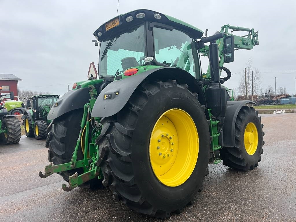 John Deere 6215 R AutoPower - Traktorit - Maatalous - Wihuri Oy / Witraktor