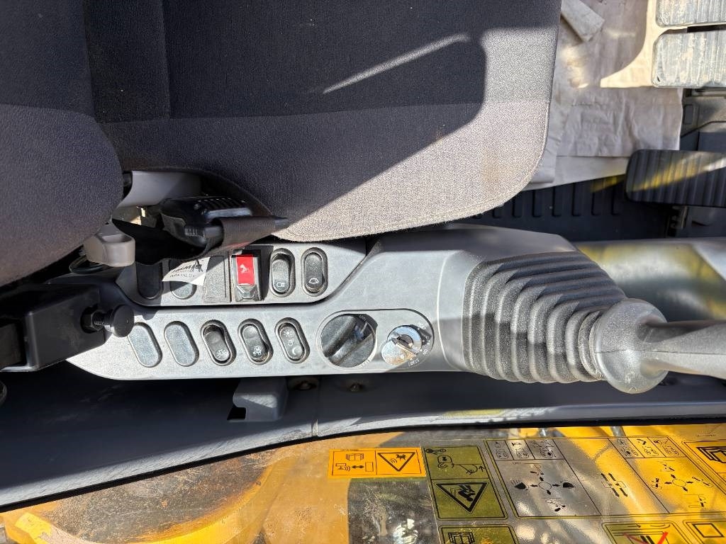 Komatsu PC290LC-11