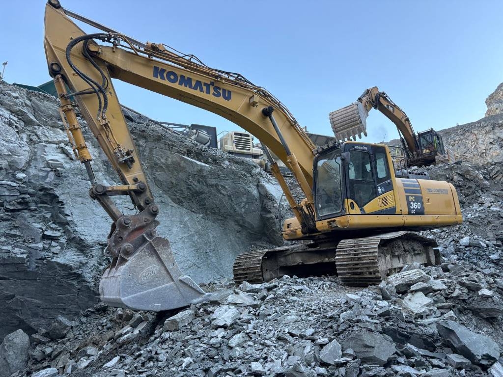 Komatsu PC360LC-10