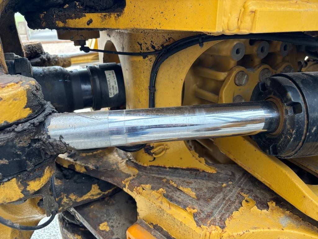 CAT 745 C