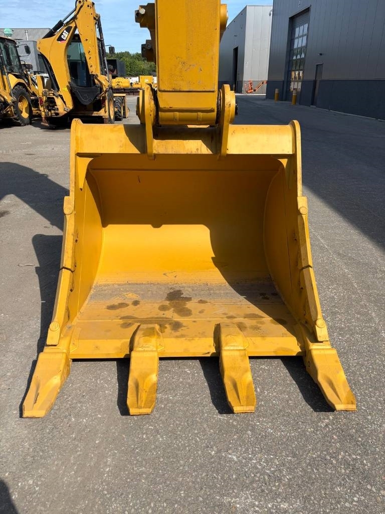 CAT 336 (New / Non CE Certified)